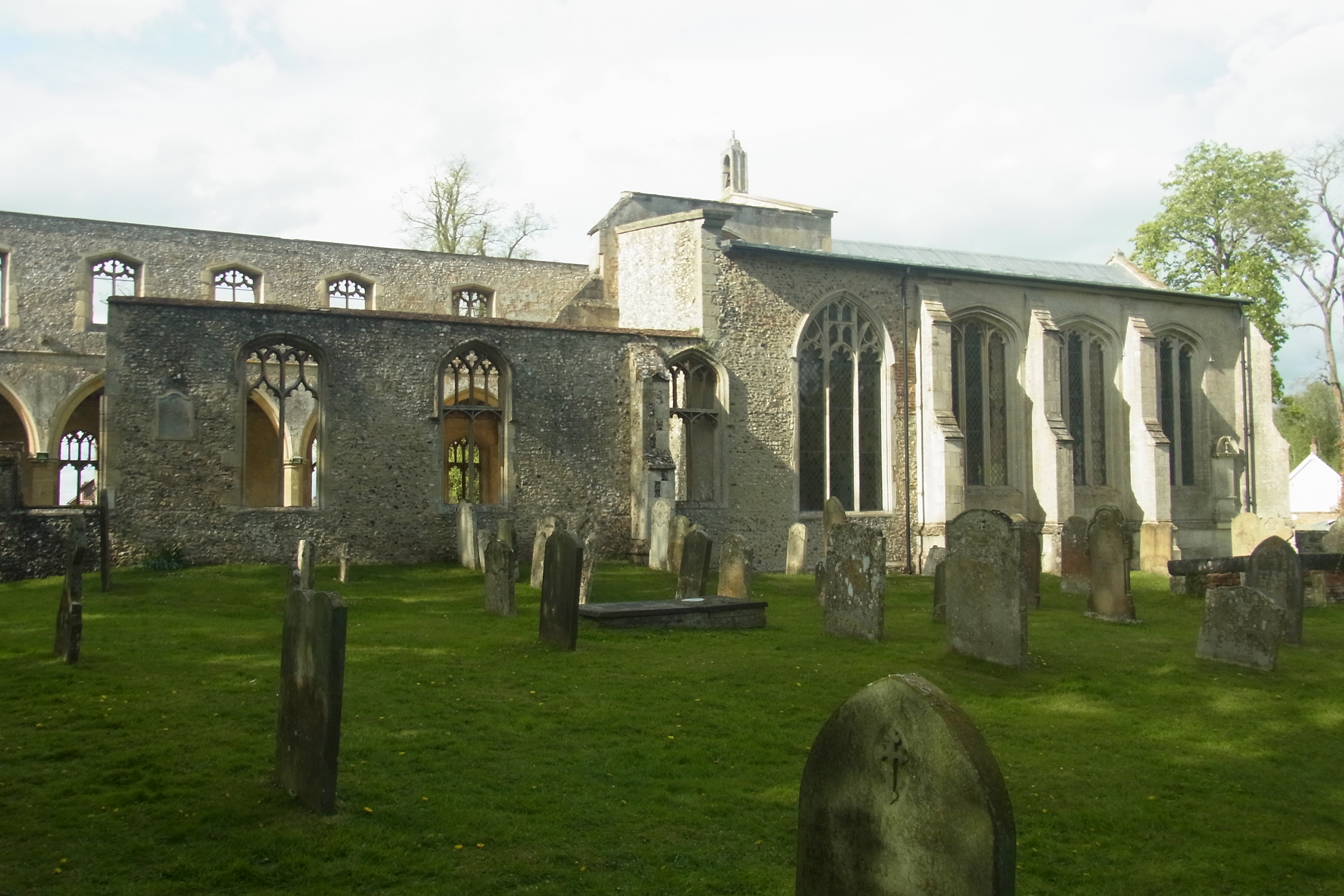Ruinerne af Church of St John the Evangelist, Oxborough